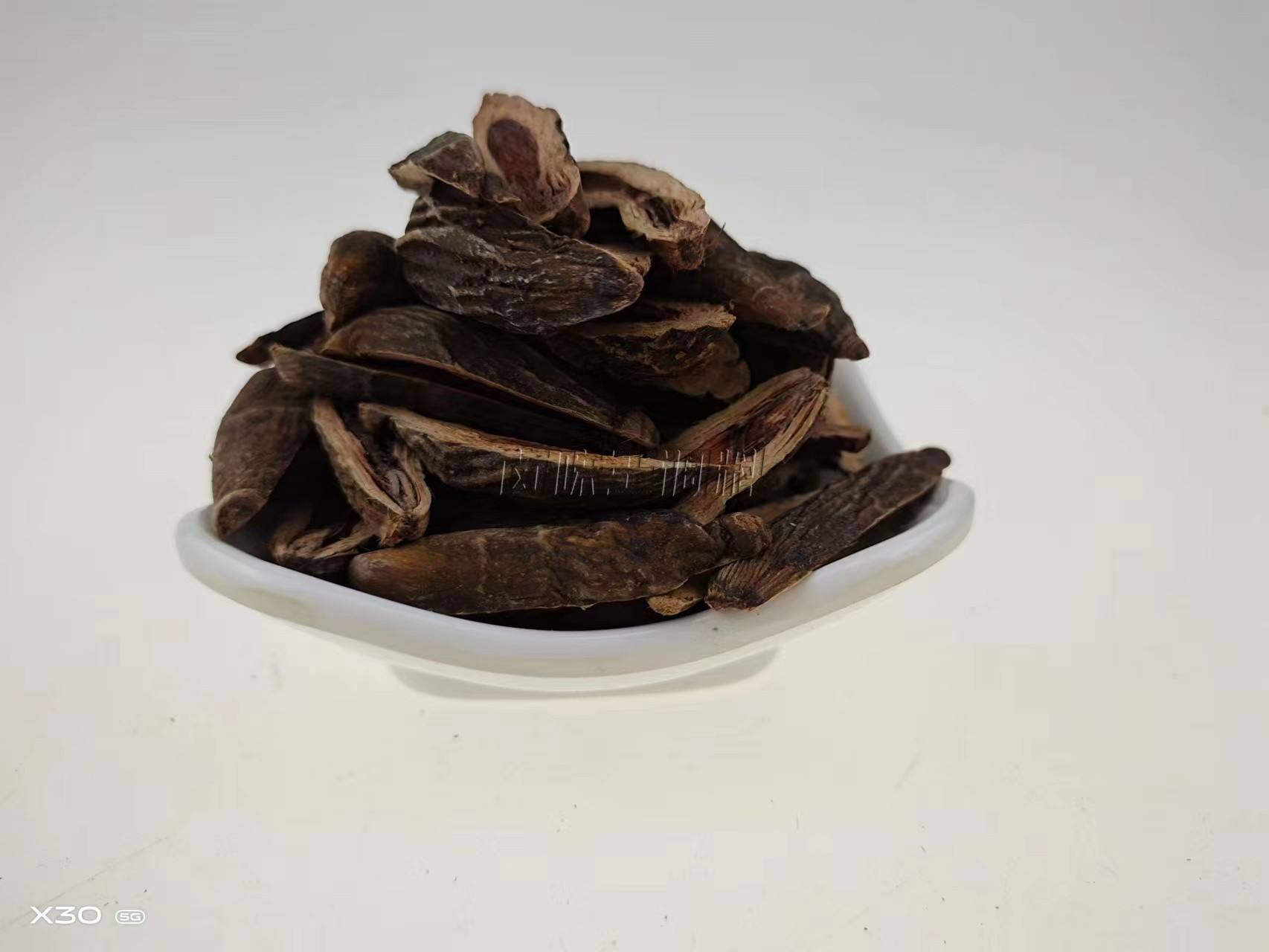 火锅调料中的药材应用研究