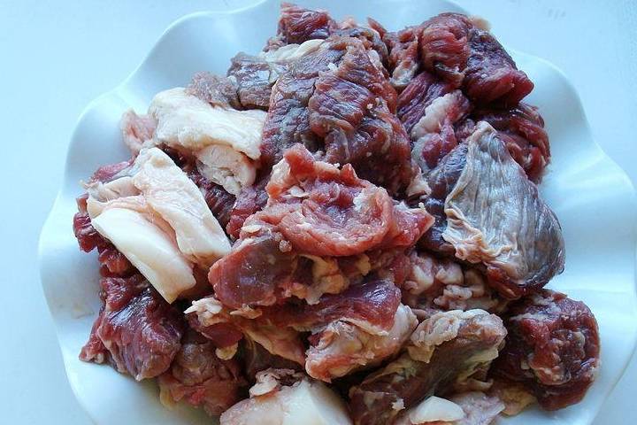 如何在家制作低脂炖牛肉