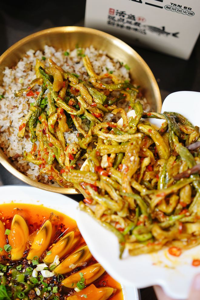 火锅聚会中如何处理食物残渣