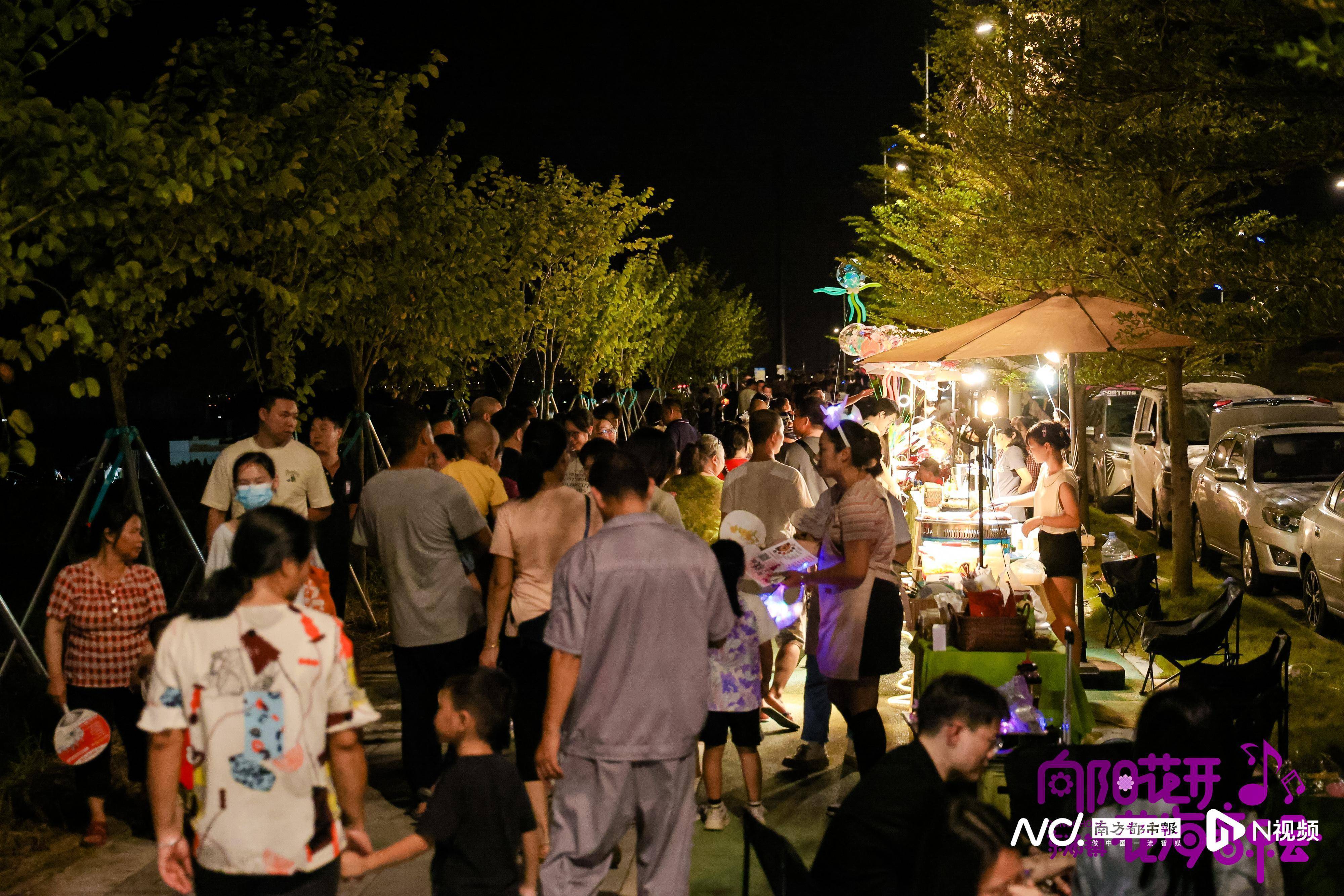 如何在节日烧烤中引入音乐元素