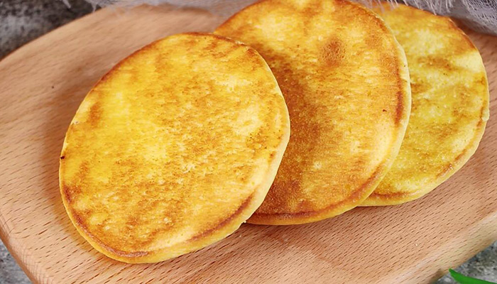 如何通过慢火烹饪增强玉米饼的风味